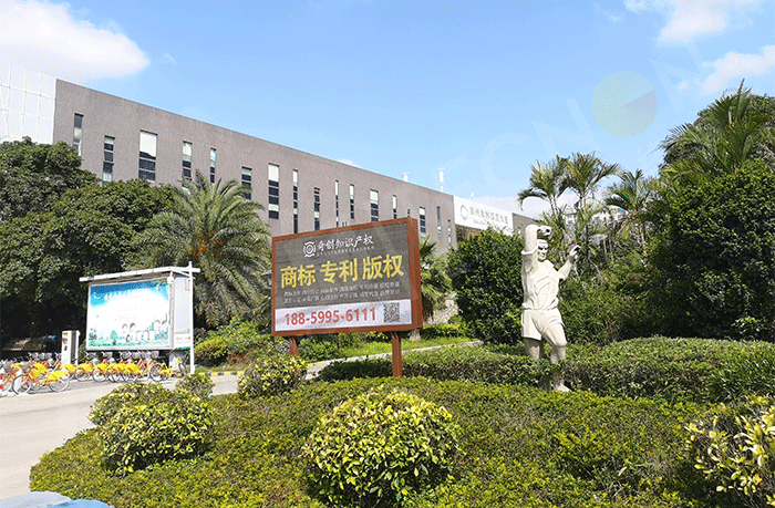 晉江居民小區(qū)戶(hù)外LED廣告機(jī).png